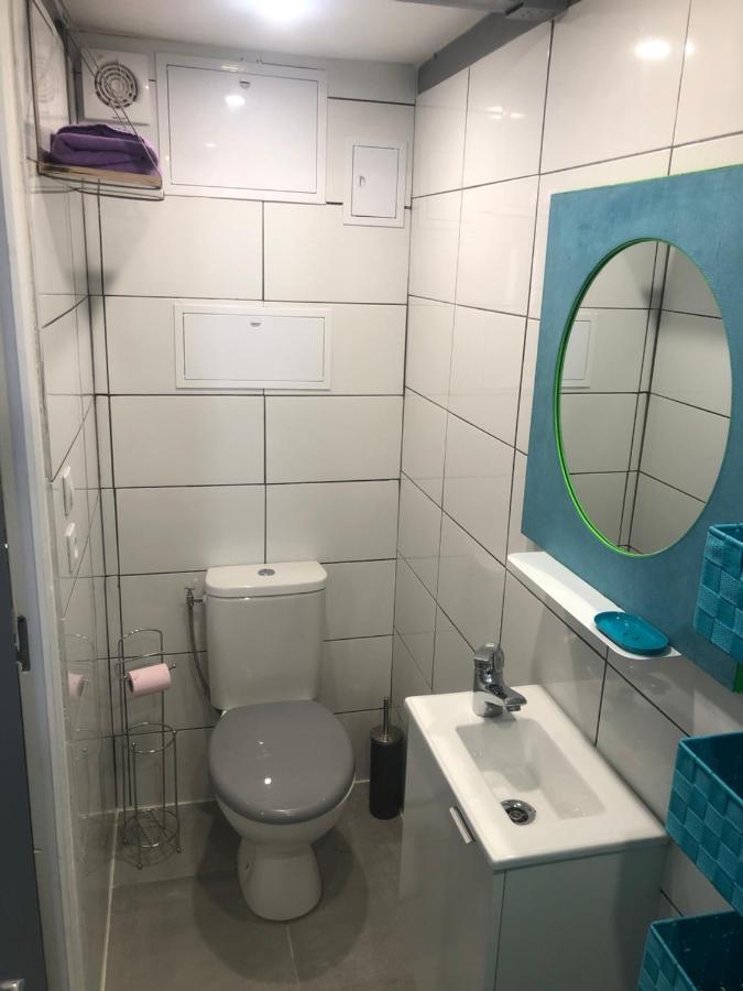 L D Ange 2 Idealement Situe 47m2 Entre Le Port Et Le Village Appartement
