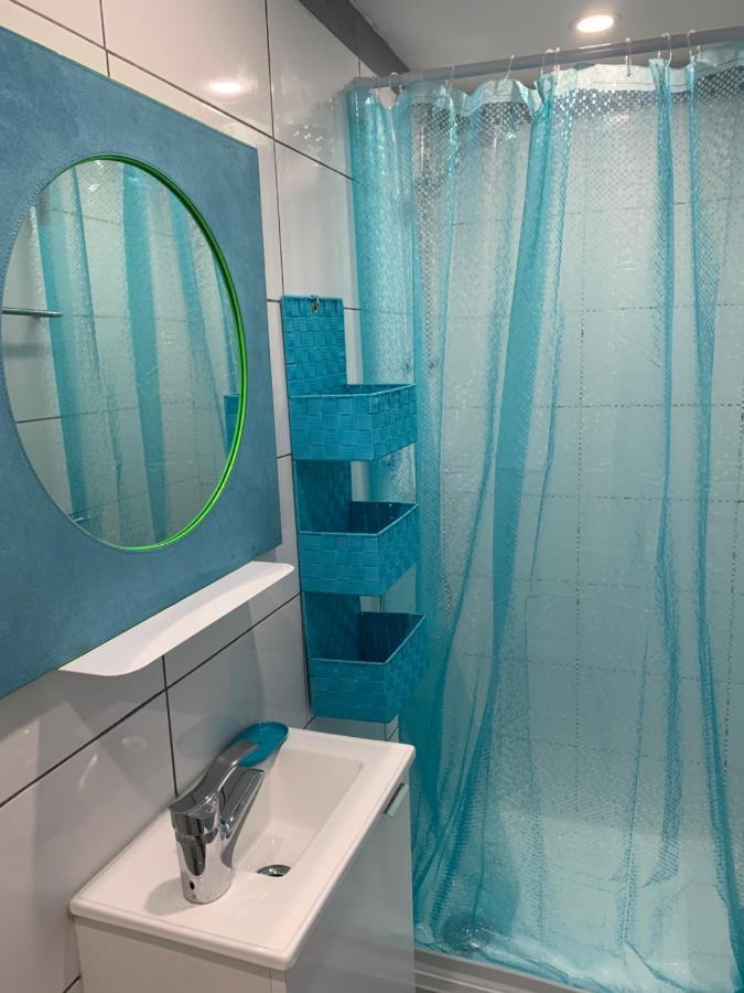 L D Ange 2 Idealement Situe 47m2 Entre Le Port Et Le Village Apartment *
